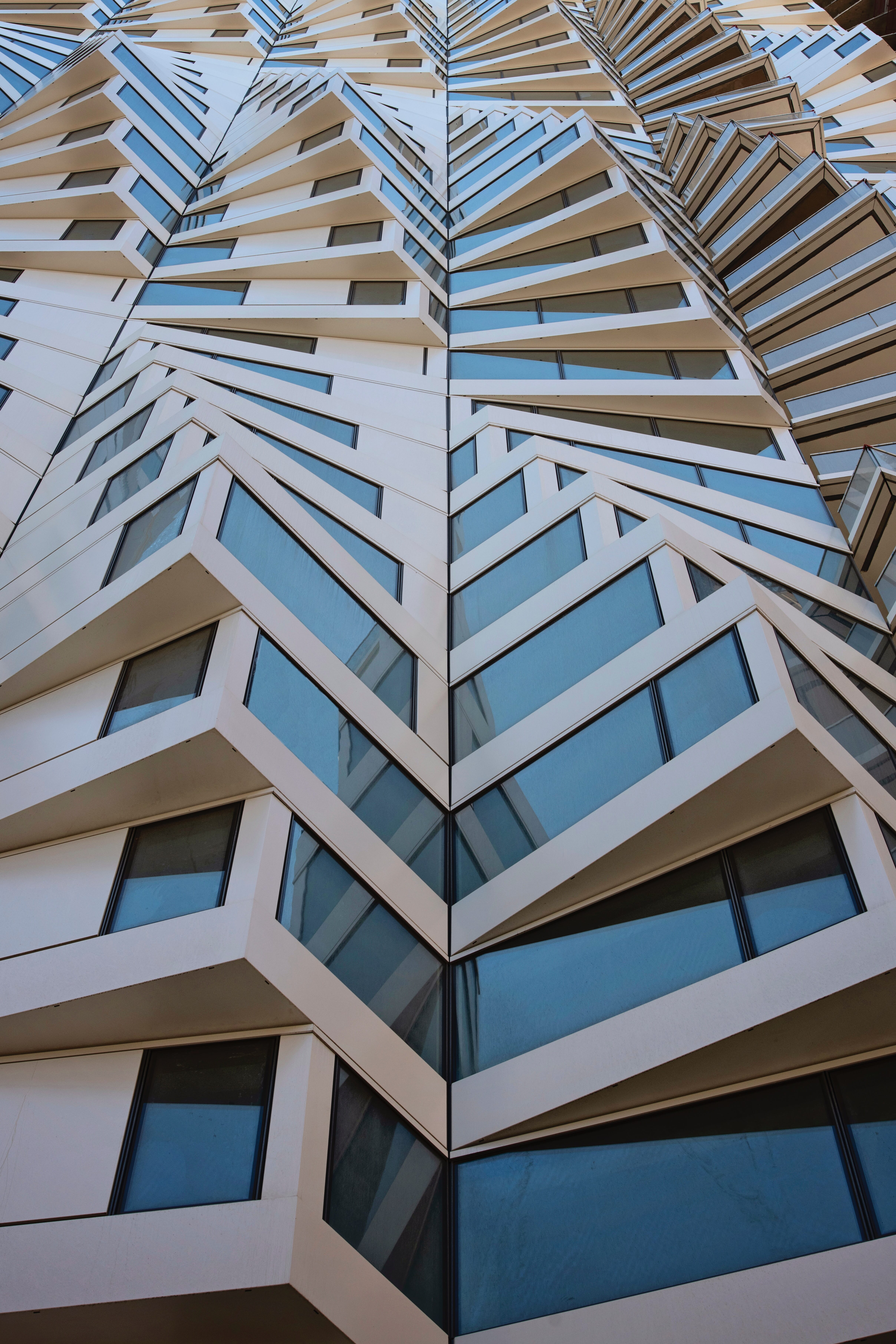 jude-beck-vdFchXeEPzo-unsplash